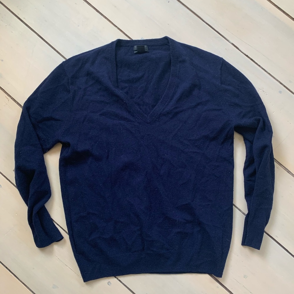 100% cashmere J Crew sweater in navy